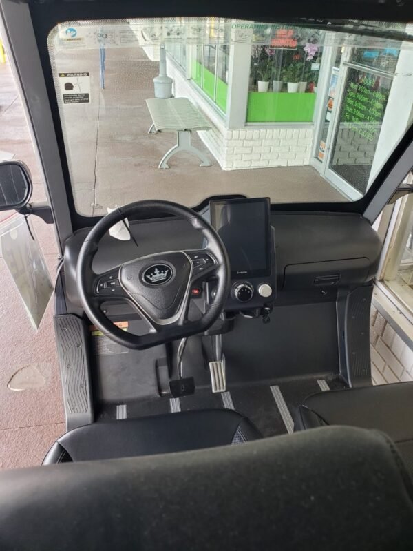 2022 Evolution D3 – 4 Passenger Lithium Golf Cart (130Ah • Arctic Gray)